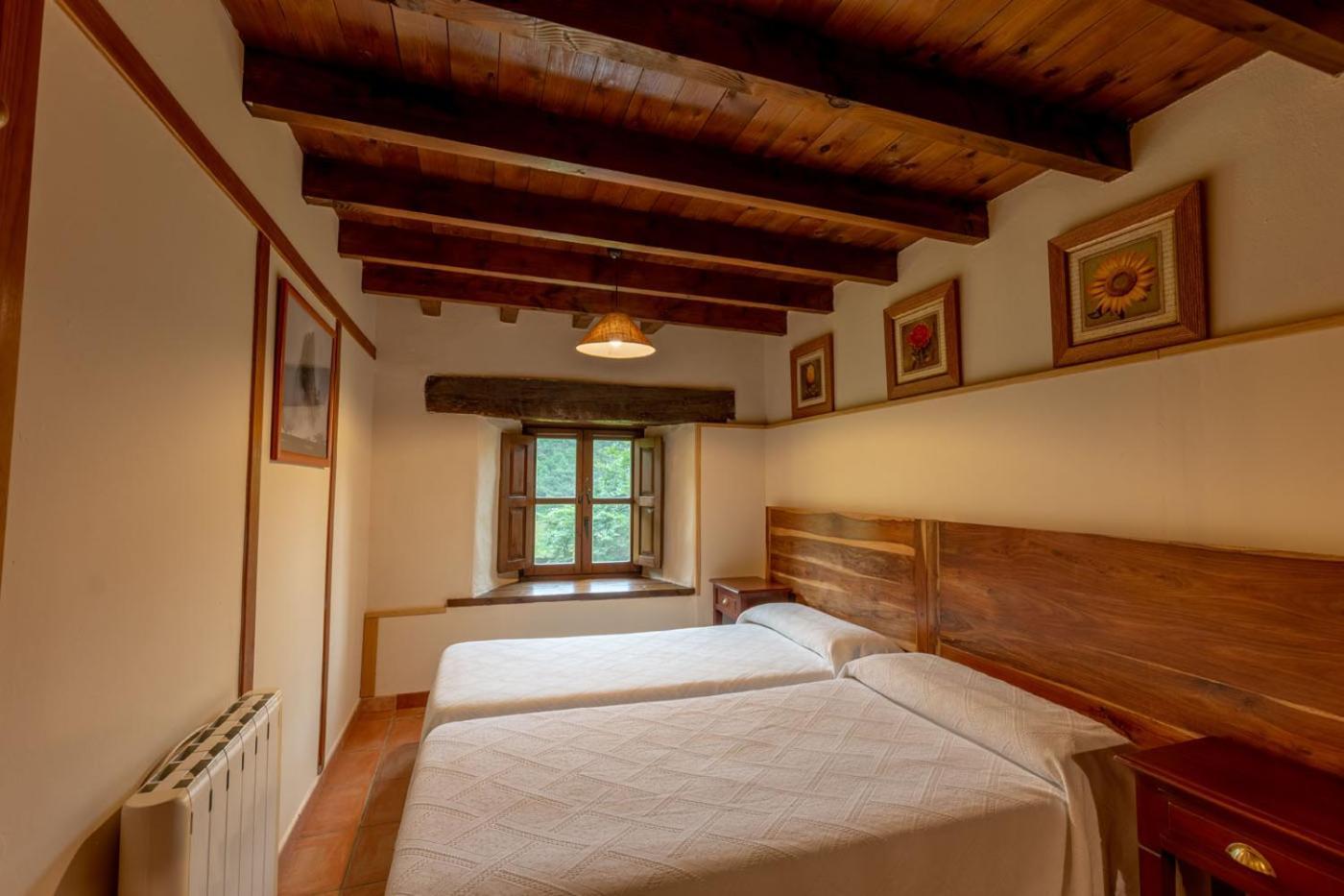 Apartamentos Rurales Los Picos De Redo Камаленьо Экстерьер фото