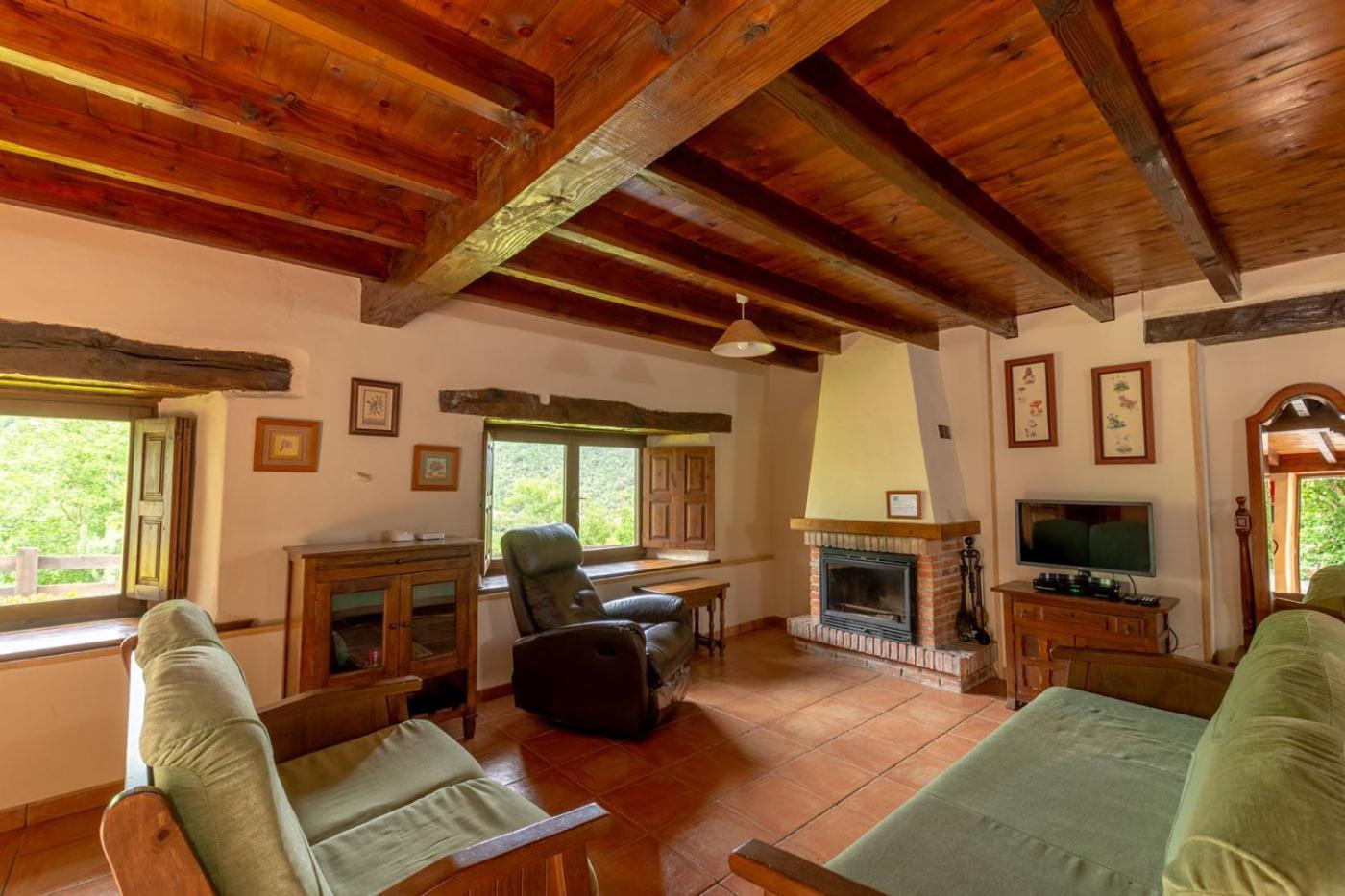 Apartamentos Rurales Los Picos De Redo Камаленьо Экстерьер фото