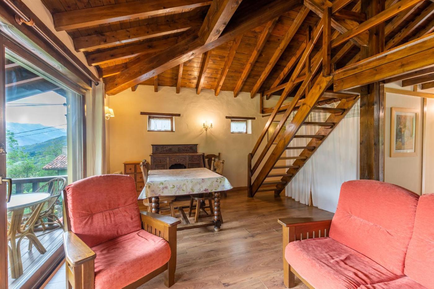 Apartamentos Rurales Los Picos De Redo Камаленьо Экстерьер фото